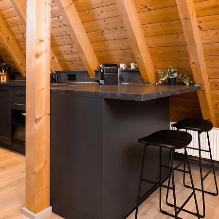 Stadtmauer Apartments: Luxurious Family-friendly By The Apartment Noerdlingen