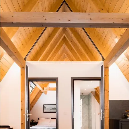 Stadtmauer Apartments: Luxurious Family-friendly By The Apartment *