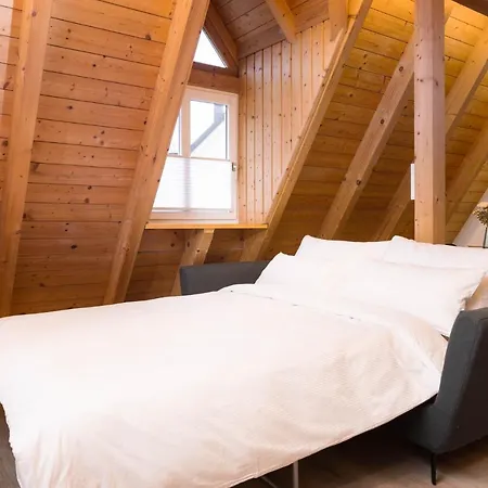 Stadtmauer Apartments: Luxurious Family-friendly By The Apartment