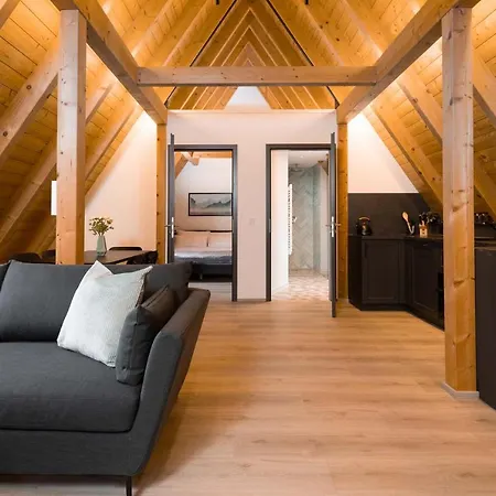 Stadtmauer - Grosszuegige Luxurioese An Der Stadtmauer - Ideal Fuer Familien Apartament Nördlingen